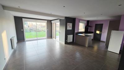 Maison - 121 m² - 6 pièces