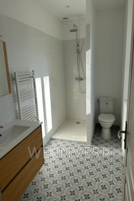 Maison - 180 m² - 6 pièces