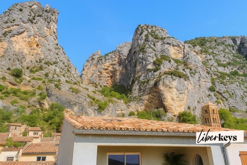 Maison de village - 90 m² - 3 pièces