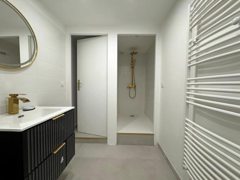 Appartement - 205 m² - 5 pièces