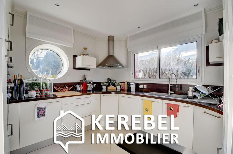 Maison - 134 m² - 7 pièces