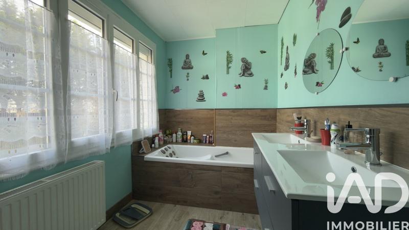 Maison - 128 m² - 7 pièces