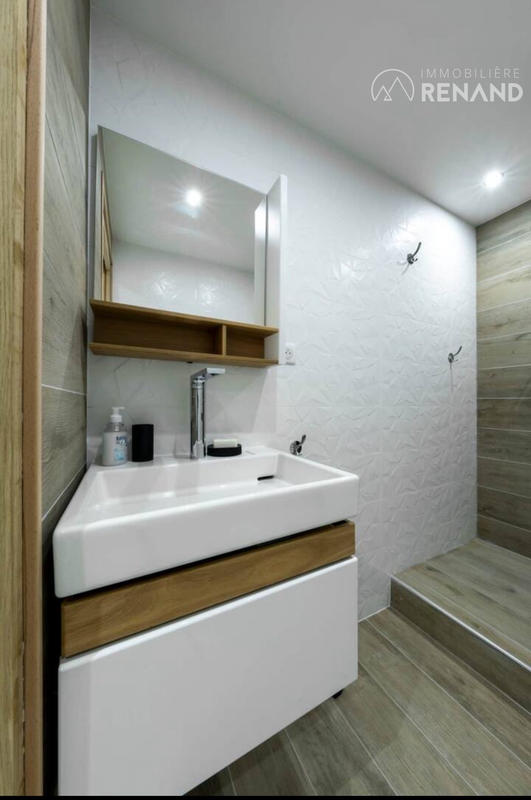 Appartement - 65 m² - 4 pièces