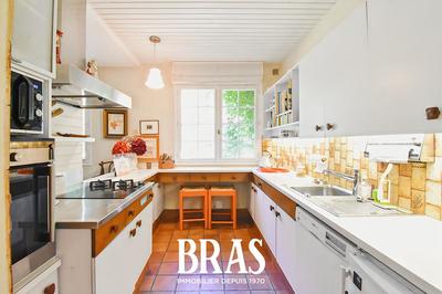 Maison - 372 m² - 7 pièces