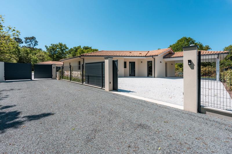 Maison - 160 m² - 5 pièces