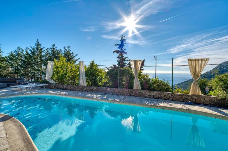 Villa - 178 m² - 6 pièces