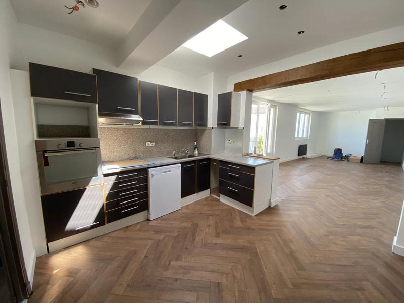 Appartement - 98 m² - 3 pièces