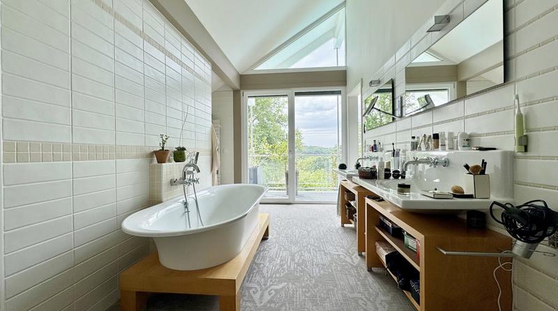 Maison d'architecte - 300 m² - 8 pièces