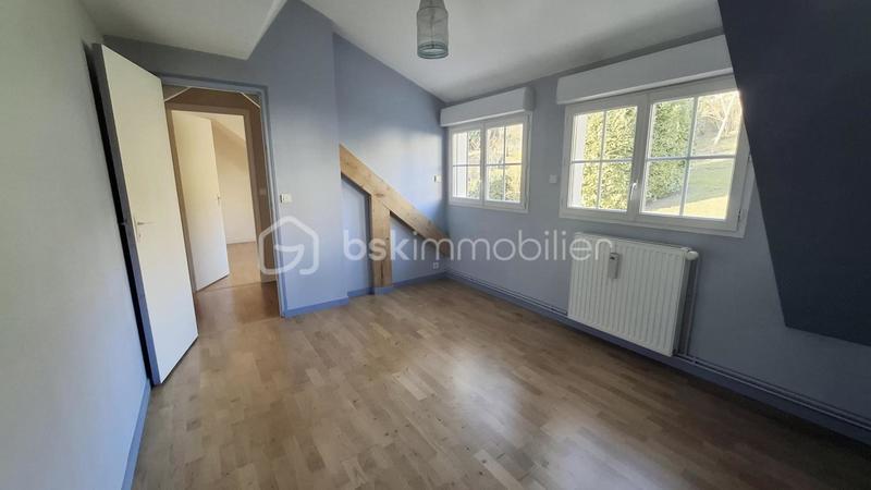 Maison - 192 m² - 9 pièces