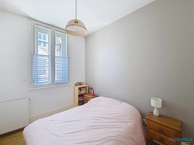 Appartement - 142 m² - 6 pièces