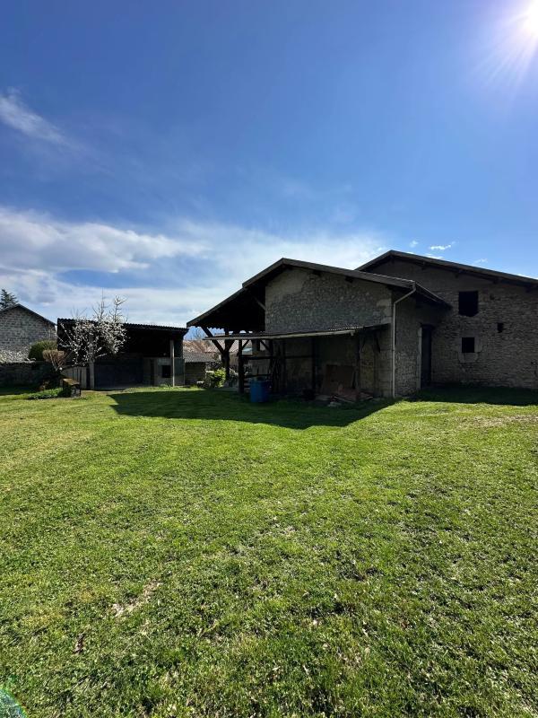 Maison - 200 m² - 8 pièces