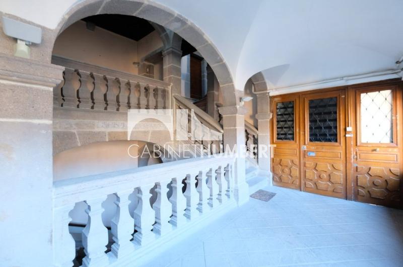 Appartement - 193 m² - 6 pièces