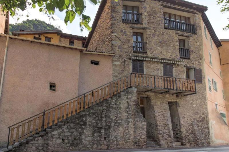 Maison de village - 78 m² - 5 pièces