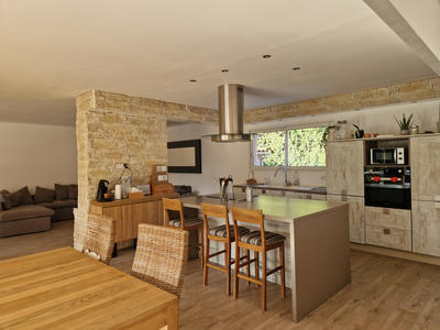 Villa - 181 m² - 7 pièces