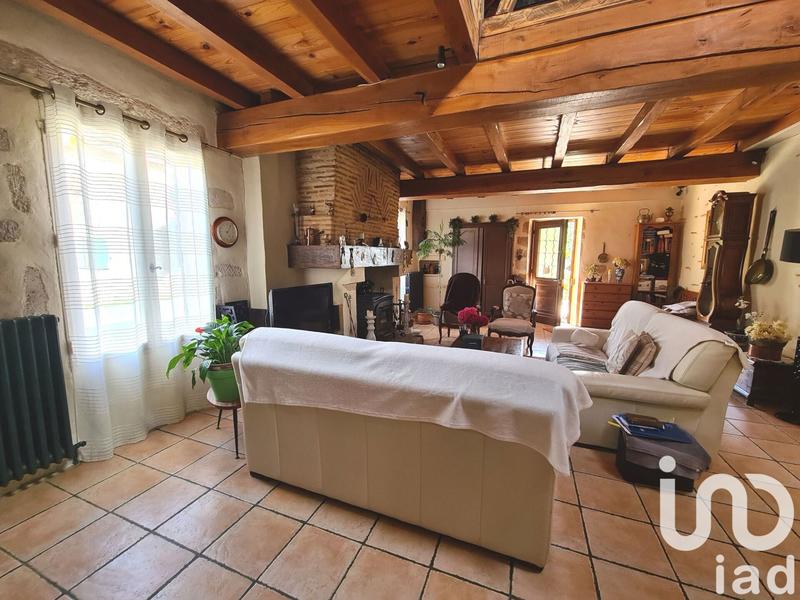 Maison - 240 m² - 6 pièces