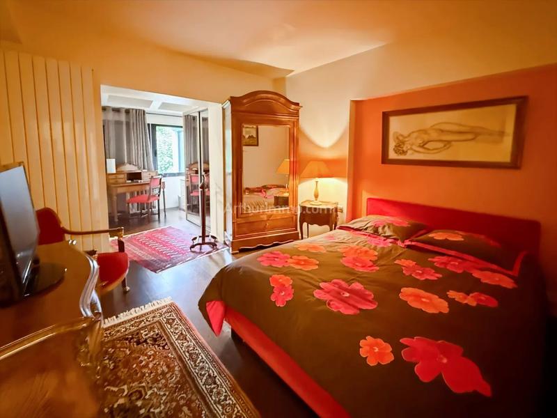 Maison - 291 m² - 9 pièces