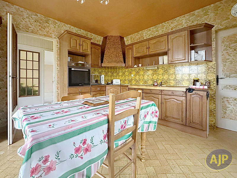 Maison - 123 m² - 4 pièces