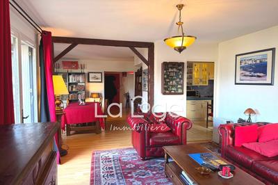 Appartement - 81 m² - 3 pièces