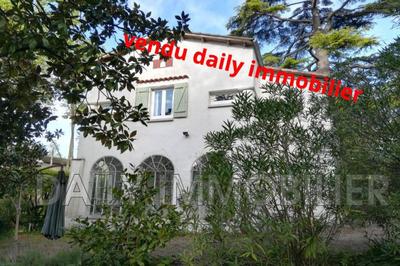 Maison - 150 m² - 5 pièces