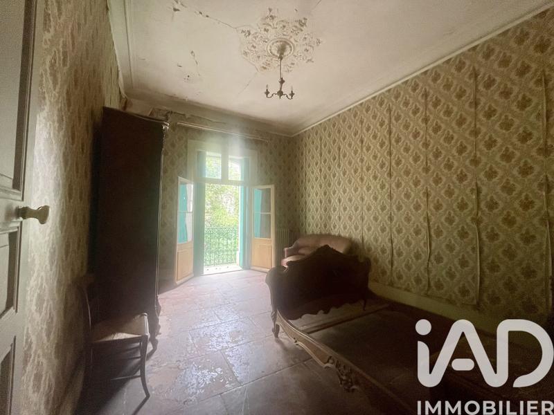 Maison - 317 m² - 12 pièces