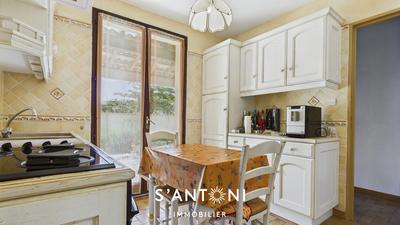 Maison - 92 m² - 4 pièces