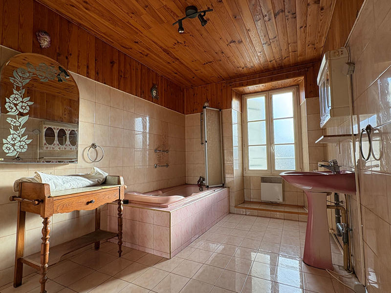 Maison - 155 m² - 7 pièces