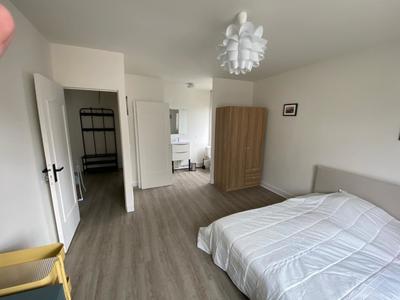 Chambre - 13 m² - 1 pièce