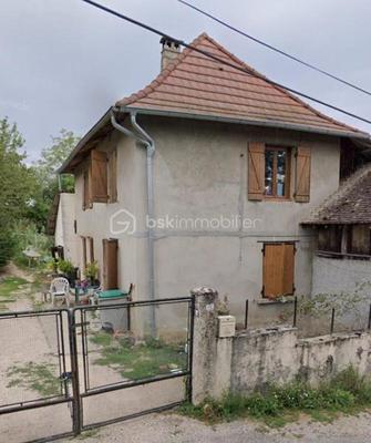 Maison - 95 m² - 5 pièces