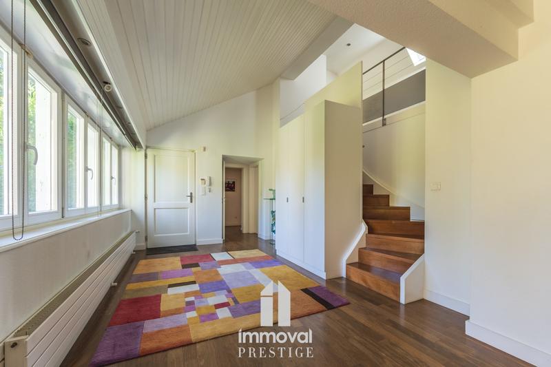 Maison - 209 m² - 5 pièces