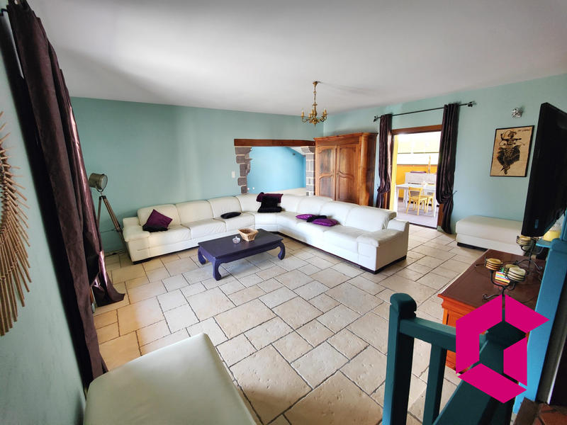 Villa - 140 m² - 7 pièces