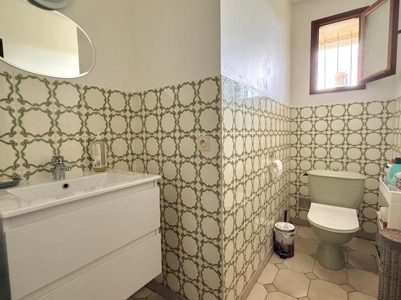 Maison - 210 m² - 7 pièces