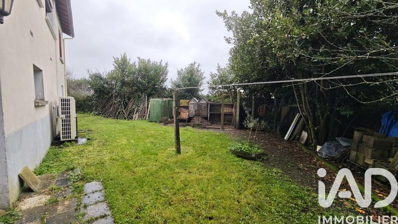 Maison - 95 m² - 5 pièces