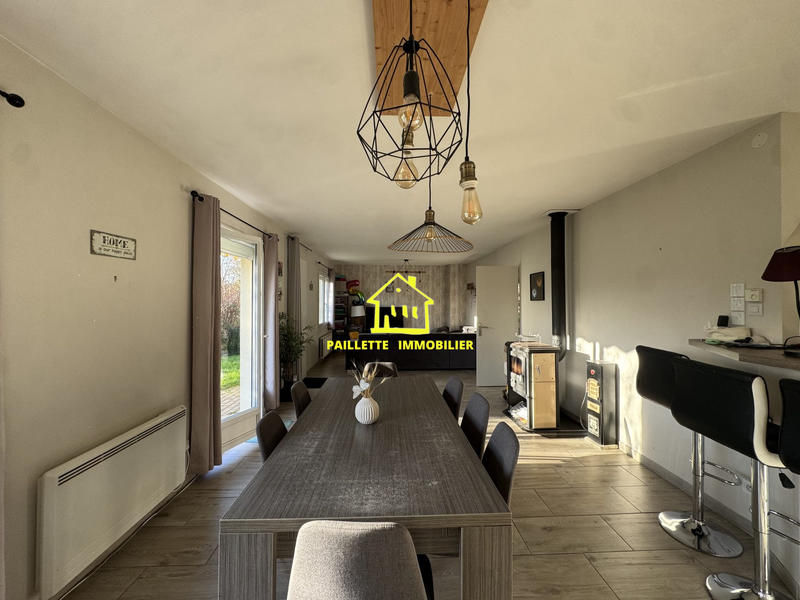 Maison traditionnelle - 110 m² - 5 pièces