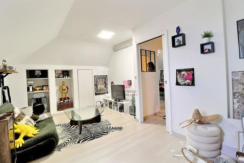 Maison - 109 m² - 7 pièces