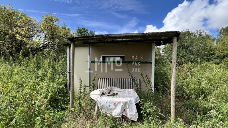 Terrain de loisirs - 2 080 m²