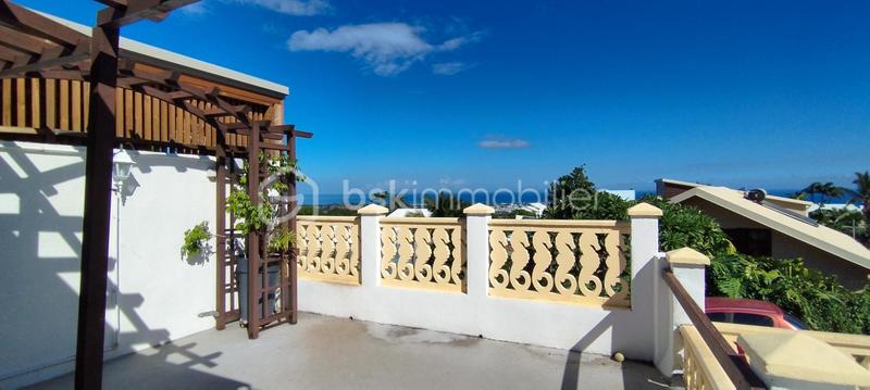 Maison - 84 m² - 5 pièces