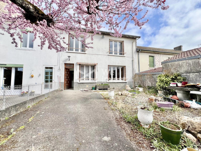 Maison traditionnelle - 114 m² - 4 pièces