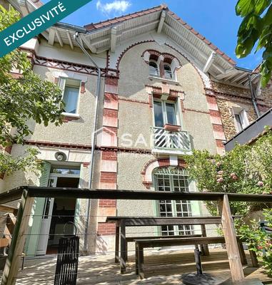 Maison - 139 m² - 7 pièces