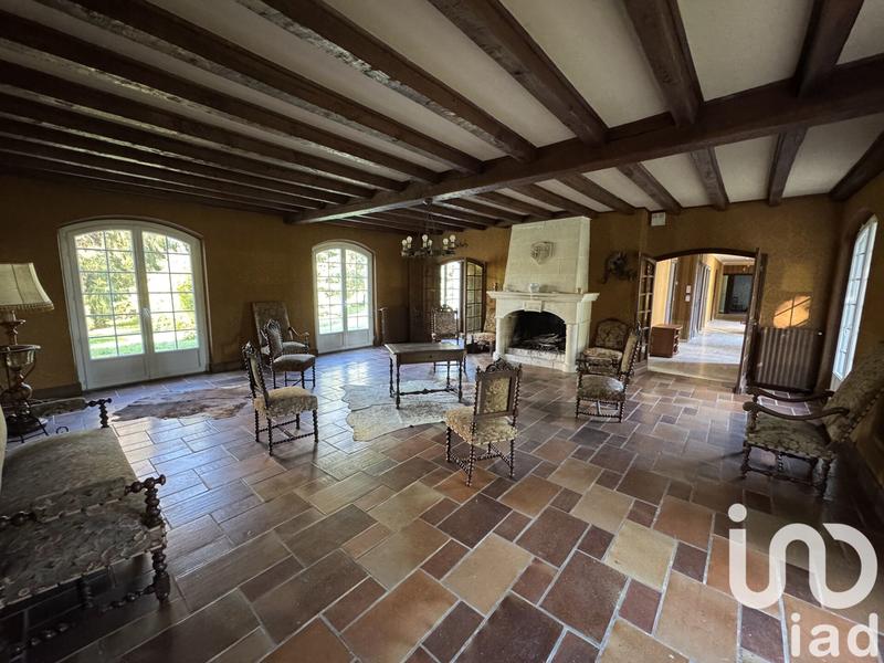 Maison de maîtres - 244 m² - 7 pièces