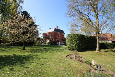 Maison de maîtres - 273 m² - 11 pièces