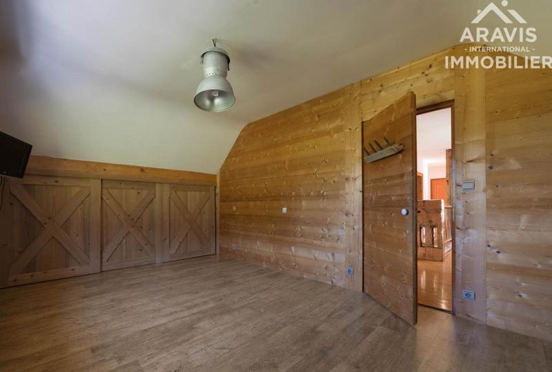 Demeure - 312 m² - 7 pièces