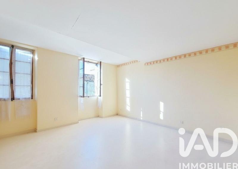 Maison de ville - 259 m² - 9 pièces