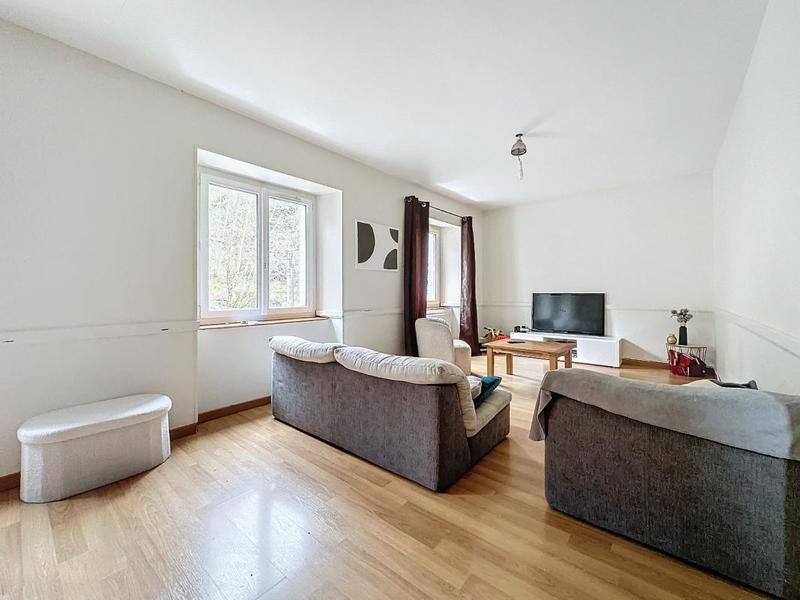 Maison en pierre - 180 m² - 5 pièces