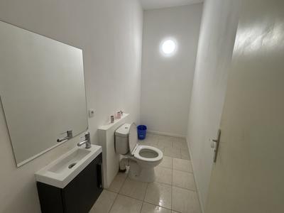 Loft - 108 m² - 4 pièces