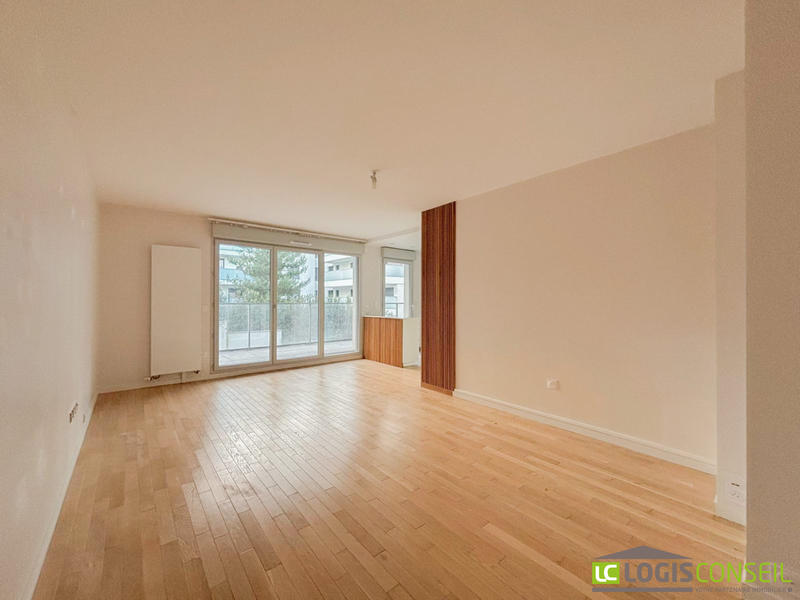 Appartement - 97 m² - 5 pièces