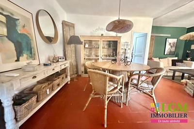 Appartement - 100 m² - 4 pièces