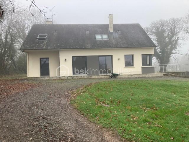 Pavillon - 207 m² - 9 pièces