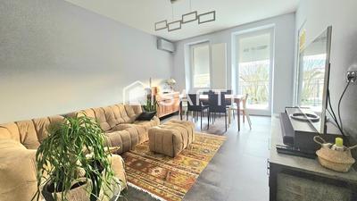 Maison - 184 m² - 10 pièces