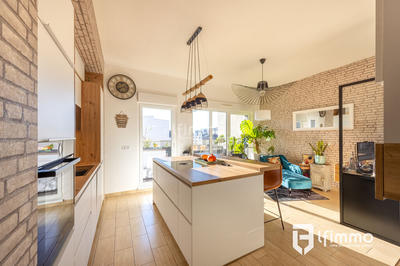 Appartement - 61 m² - 3 pièces