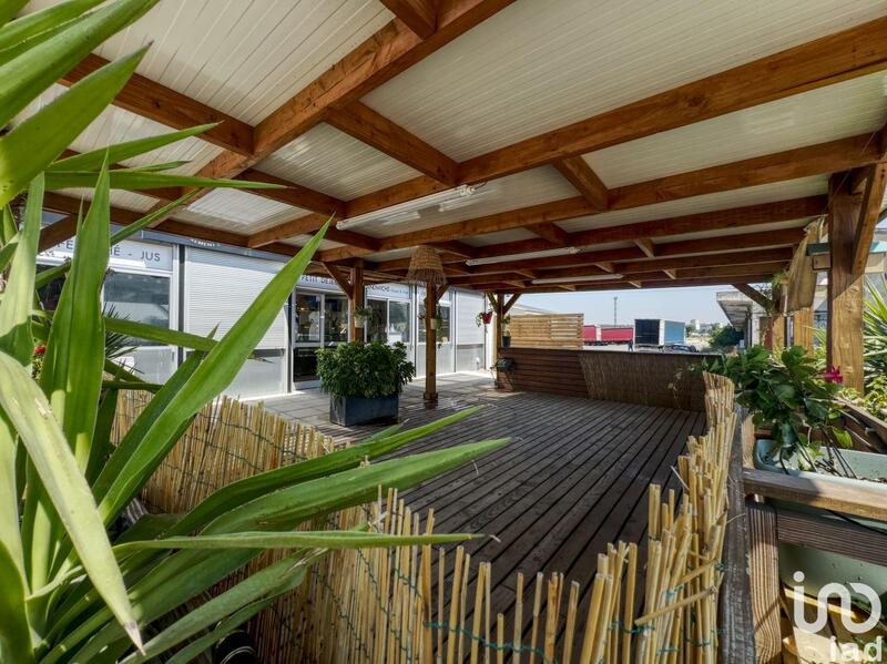 Local commercial - 200 m²